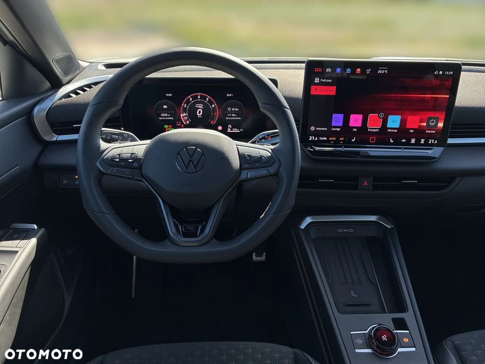 Volkswagen T-Roc 1.5 eTSI R-Line DSG - 20