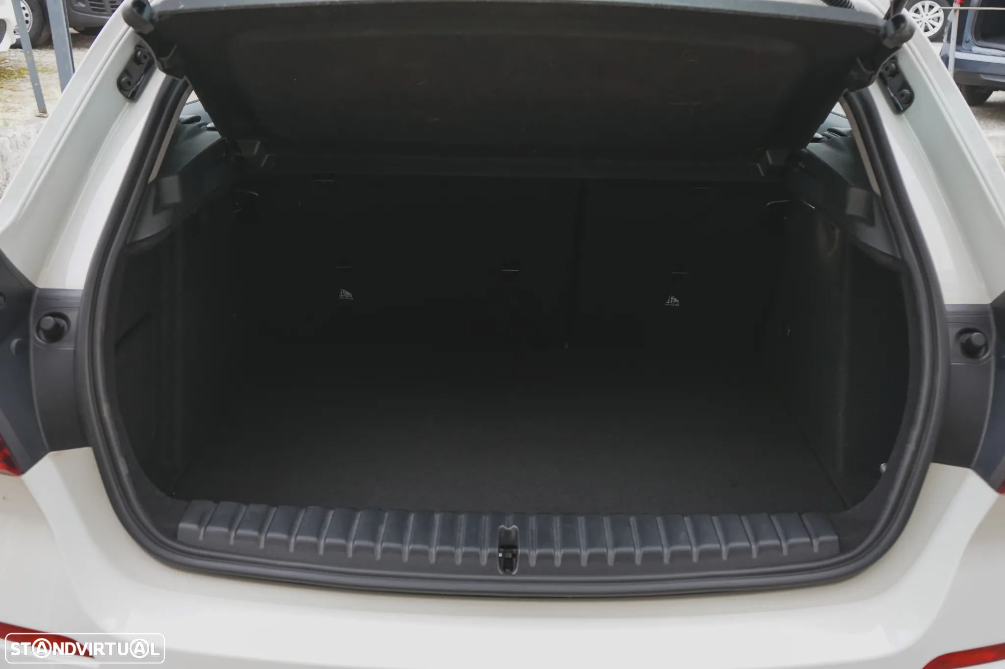 BMW 116 d Line Sport - 31