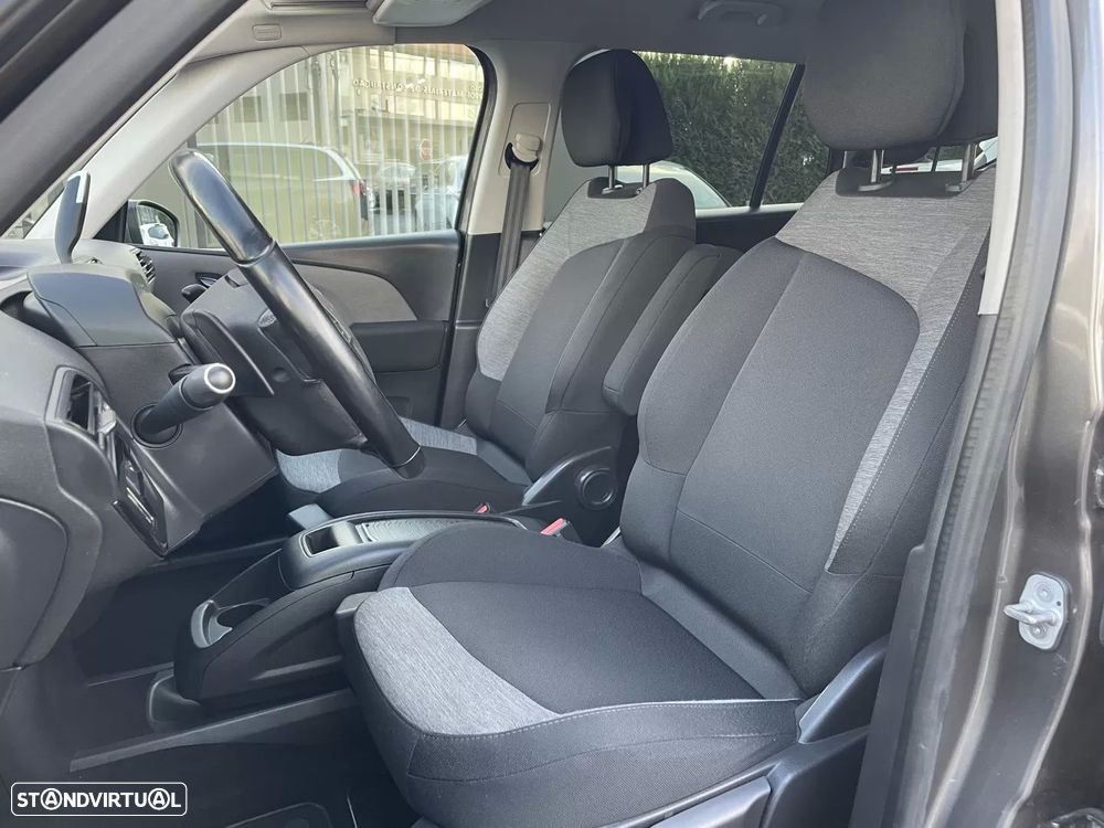 Citroën C4 Grand Picasso 1.2 PureTech Feel EAT6 - 12