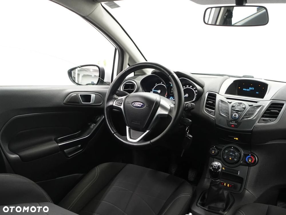 Ford Fiesta - 29