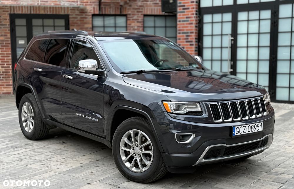 Jeep Grand Cherokee - 12