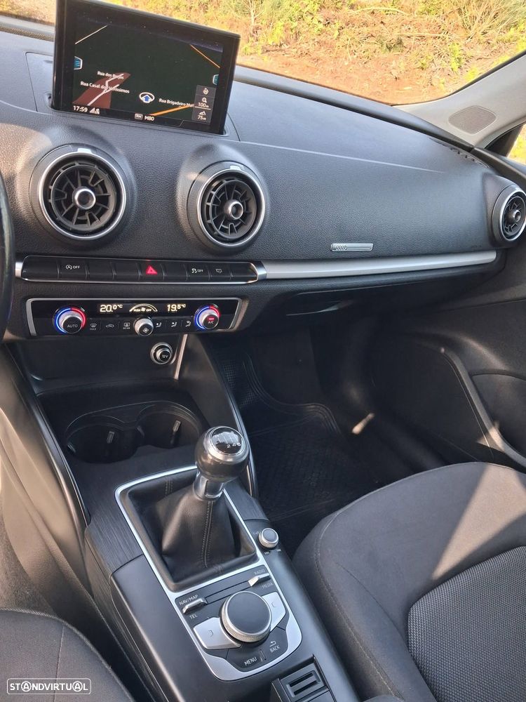 Audi A3 Sportback 1.6 TDI - 16