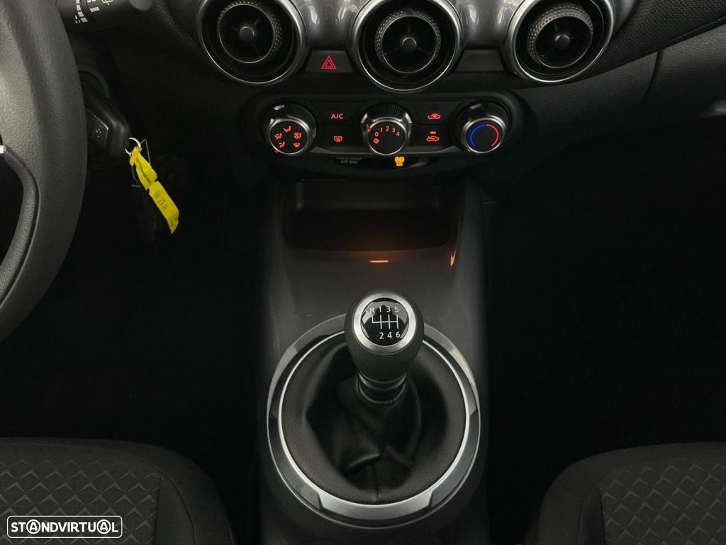 Nissan Juke 1.0 DIG-T Acenta - 16