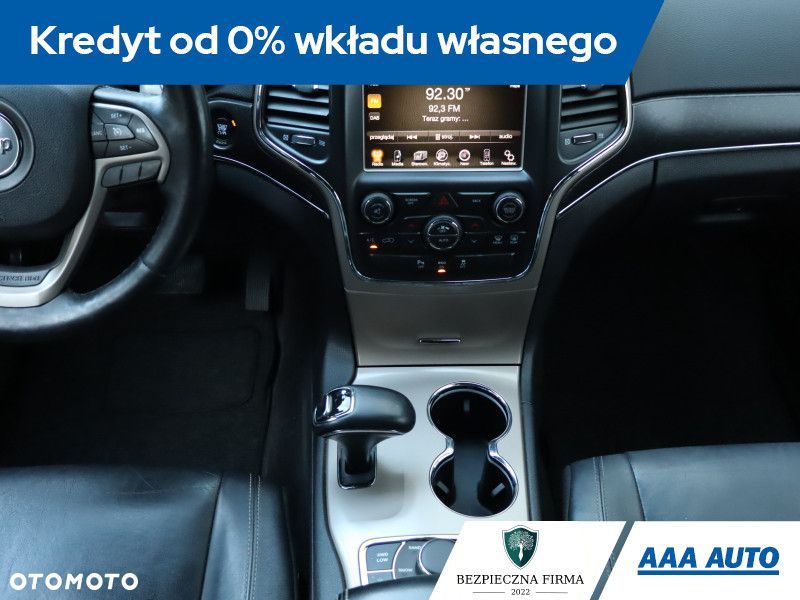 Jeep Grand Cherokee - 13