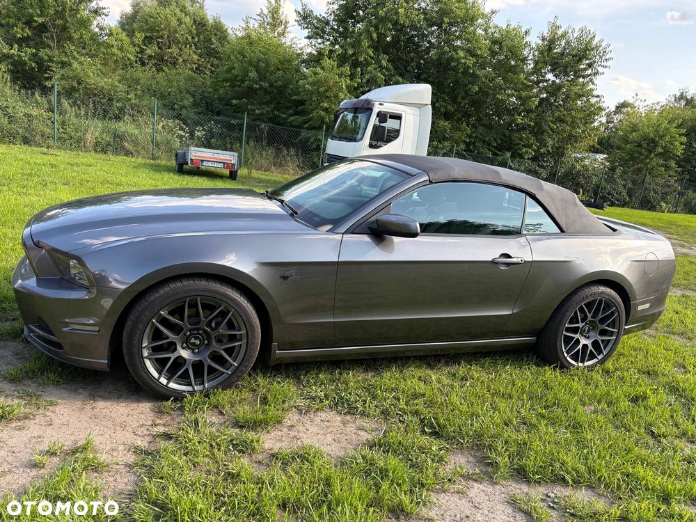 Ford Mustang 3.7 V6 Premium - 8