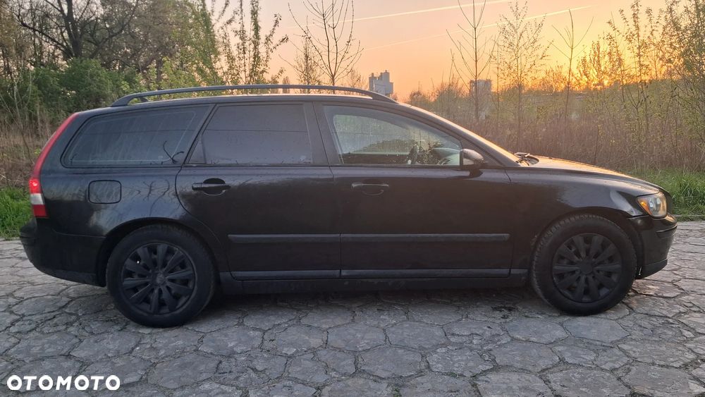 Na części VOLVO V50 (545) SILNIK 2.0 D 136KM Kod silnika: D4204T lakier 452-46 skrzynia maska zderzak drzwi klapa szyba fotel kanapa lusterko lampa deska GWARANCJA !!! Przód Tył Zestaw Komplet Drzwi Klapa Zderzak Błotnik Maska Grill Atrapa Szyba Pas Lampa Lusterko Boczki Fotel Kanapa Kokpit Deska Rozdzielcza Przełącznik Włącznik Sterownik Przewody Wiązka Instalacja Moduł Komputer Czujnik Listwa Pompa Alternator Wtryski Głowica Rozrusznik Kompresor Sprzęgło Dwumas Silnik  Skrzynia ABS Klimatyzacji Paliwa Wspomagania Kolektor Turbina Przepustnica Zawór Chłodnica Koło Hak Belka Sanki Zawieszenie Mcpherson Półoś Amortyzator Wydech Tłumik Zacisk Most - 8