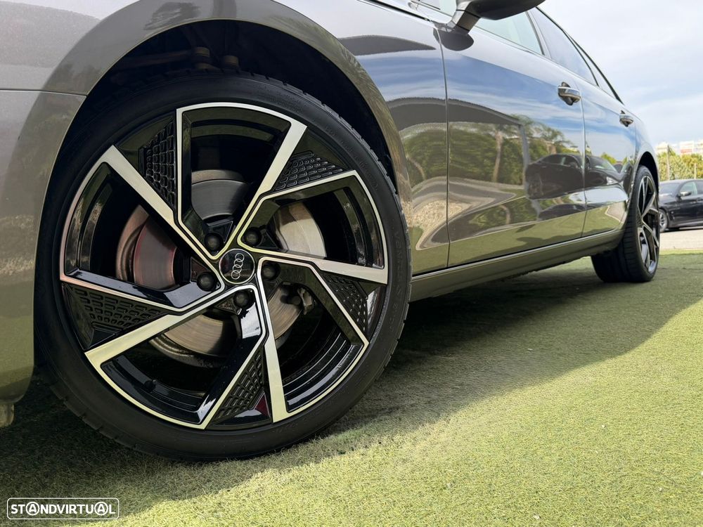 Audi A4 Avant 40 TDI Advanced S tronic - 3