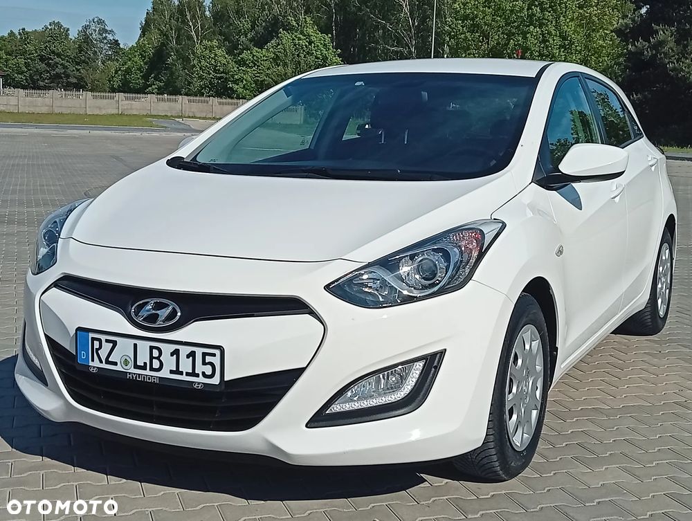 Hyundai i30 1.4 Blue Comfort - 4