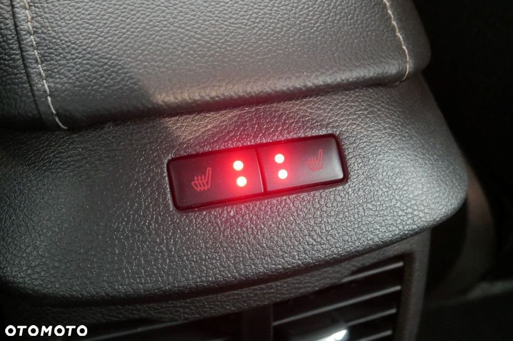 Ford Mondeo - 26