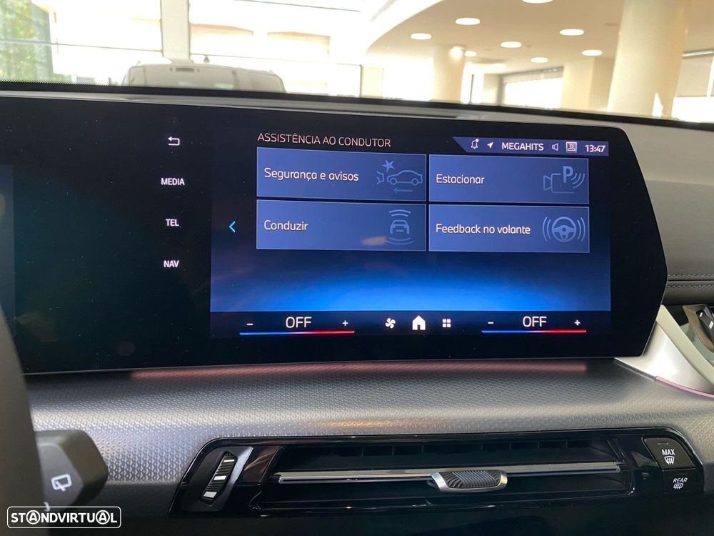 BMW iX1 xDrive30 Pack Desportivo M - 15