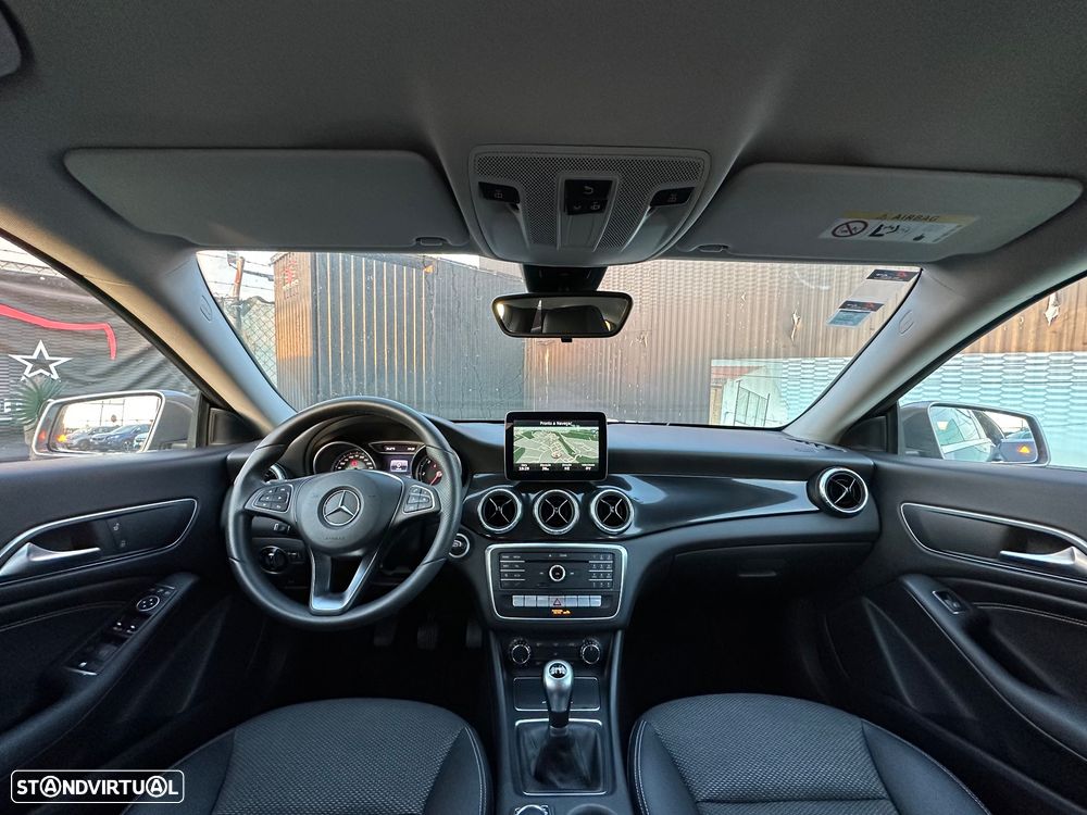 Mercedes-Benz CLA 180 d BlueEFFICIENCY Edition - 11