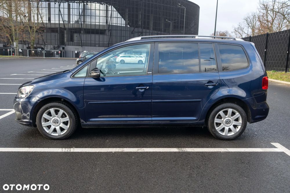 Volkswagen Touran 2.0 TDI DPF MATCH - 3