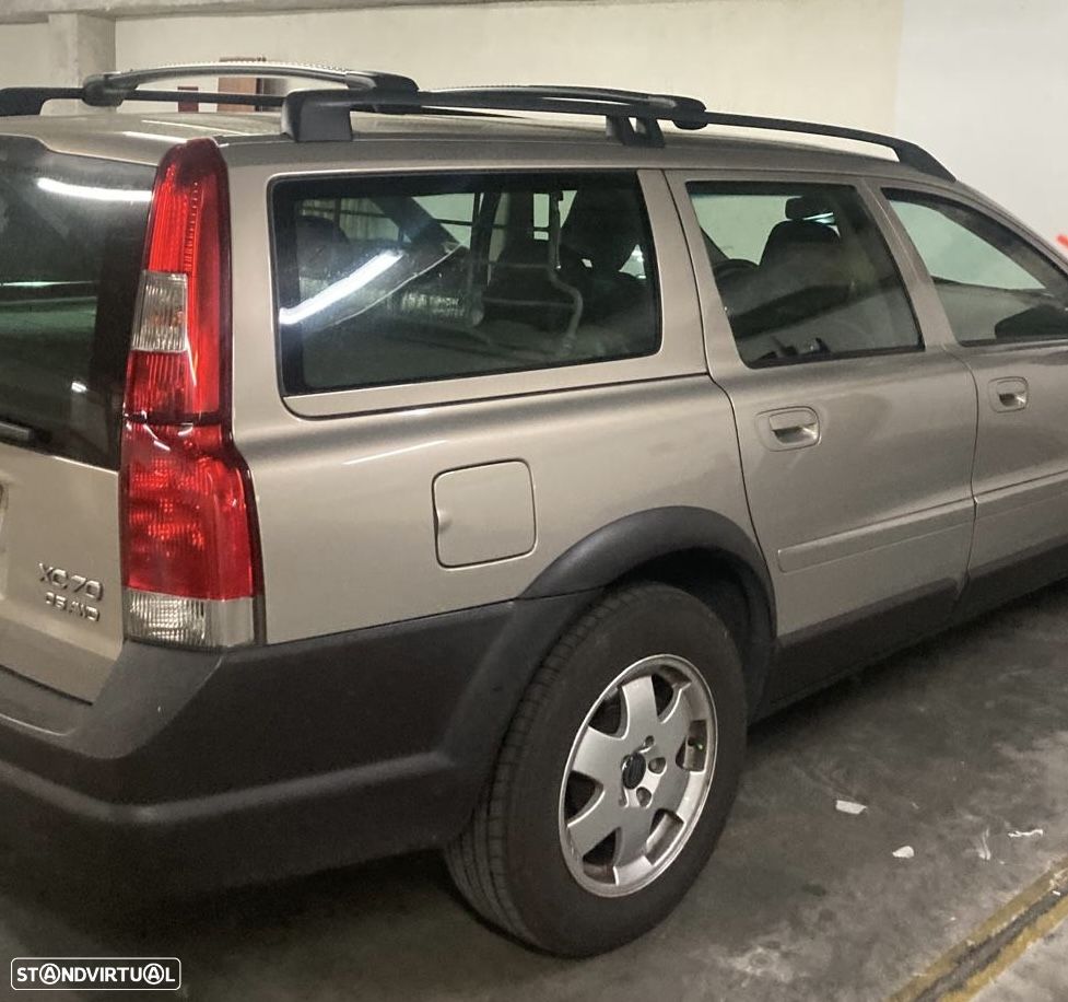 Volvo XC 70 D5 Nivel 2 Auto. - 5
