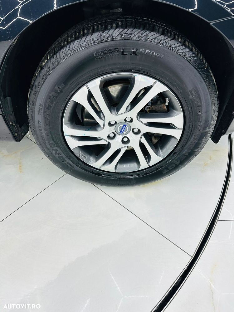 Volvo XC 60 D4 Geartronic Momentum - 9