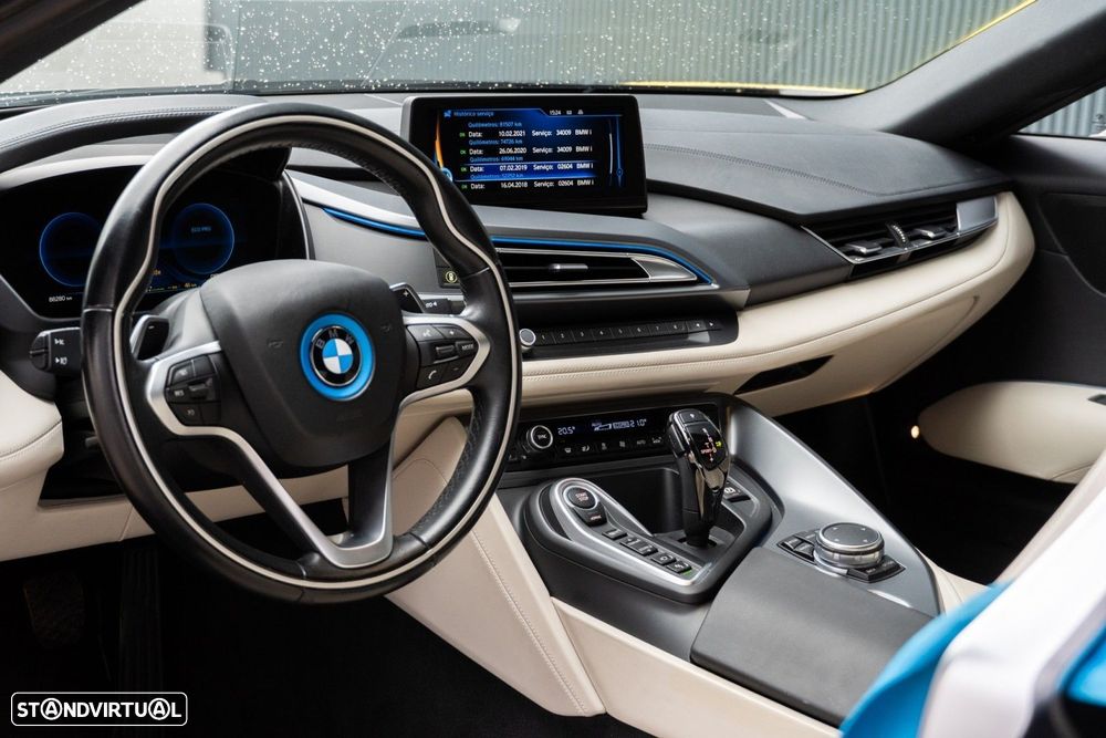 BMW i8 Standard - 32