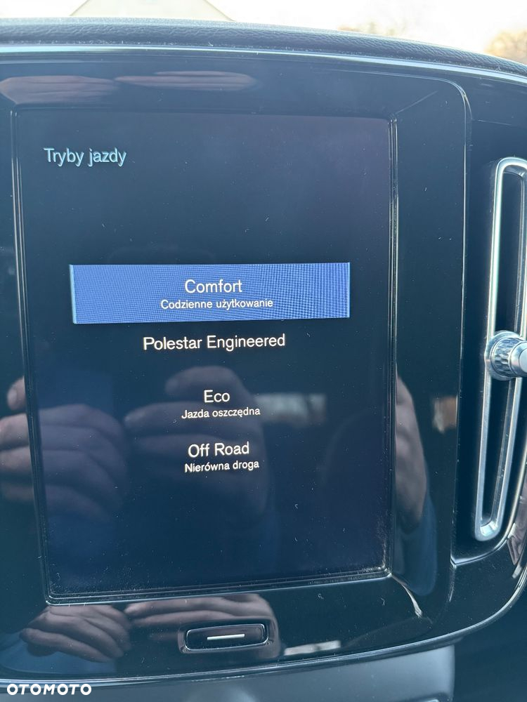 Volvo XC 40 T5 AWD R-Design - 37