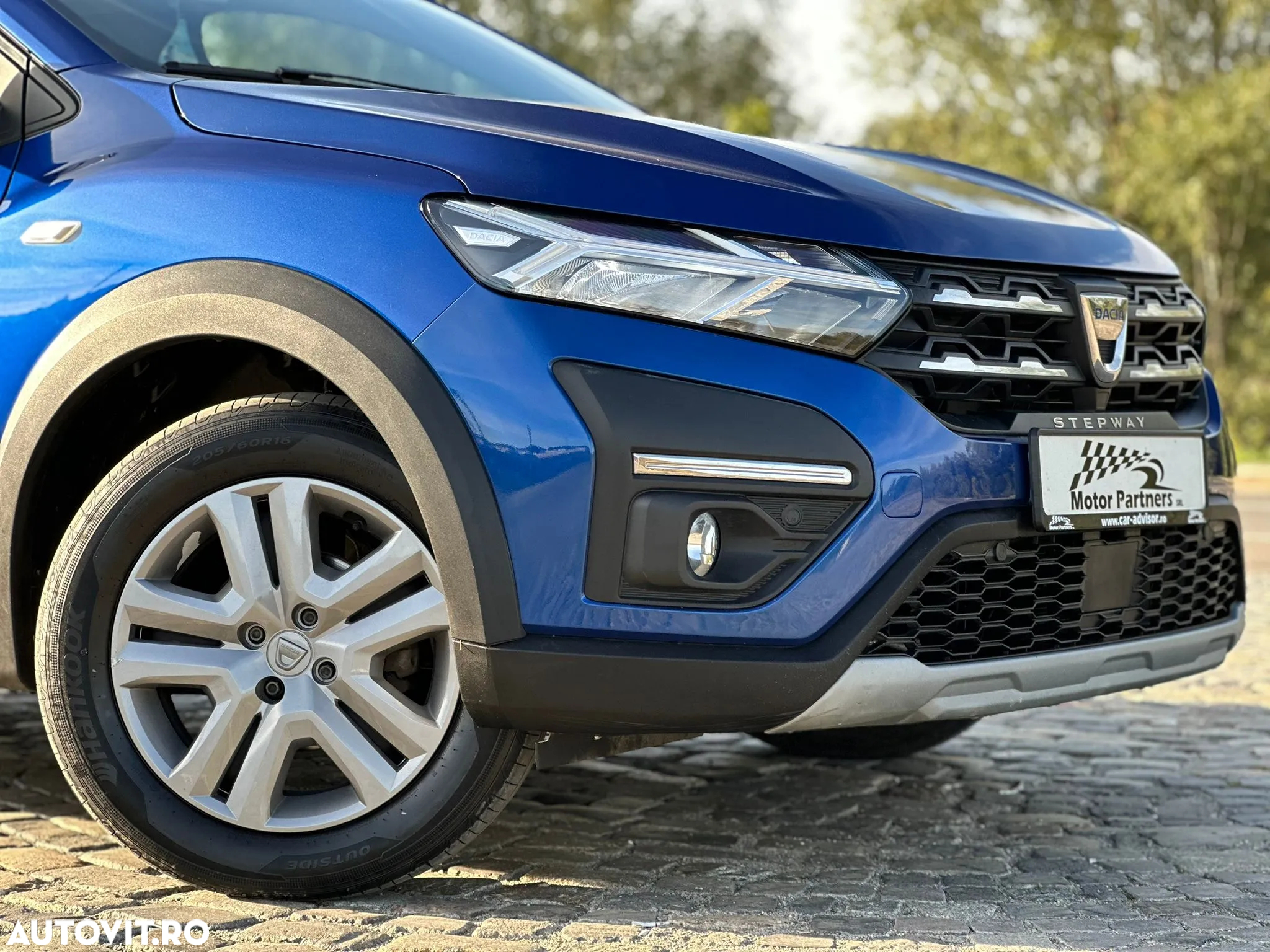 Dacia Sandero Stepway TCe 90 CVT Extreme - 8