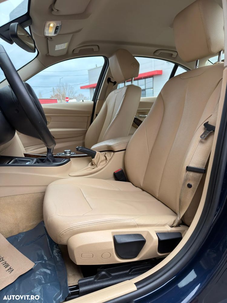 BMW Seria 3 318d - 10