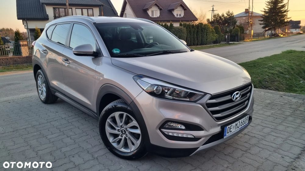 Hyundai Tucson 2.0 CRDi 4WD Automatik Passion Plus - 14