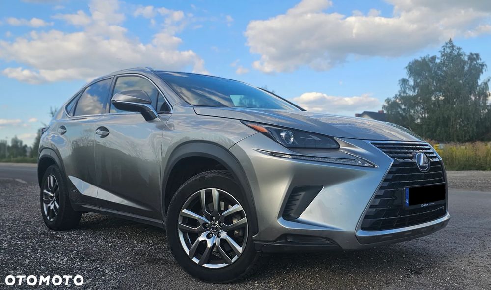 Lexus NX 300h Comfort AWD - 1