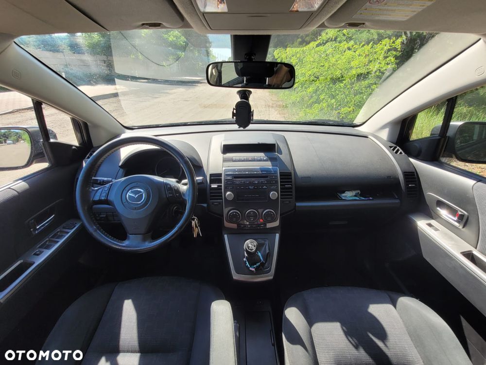Mazda 5 - 10