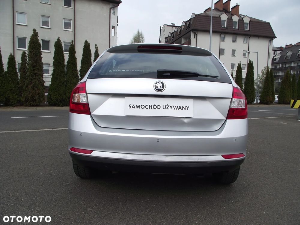 Skoda RAPID Spb 1.6 TDI DPF Ambition - 9