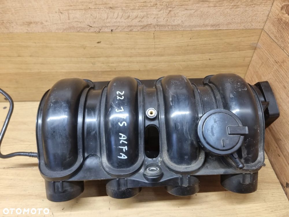 Kolektor ssacy Alfa Romeo 159 2.2 jts - 2