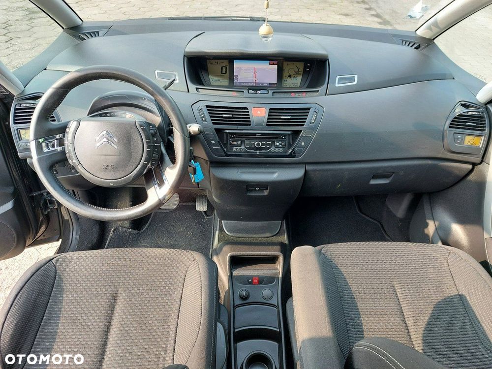 Citroën C4 Picasso - 16
