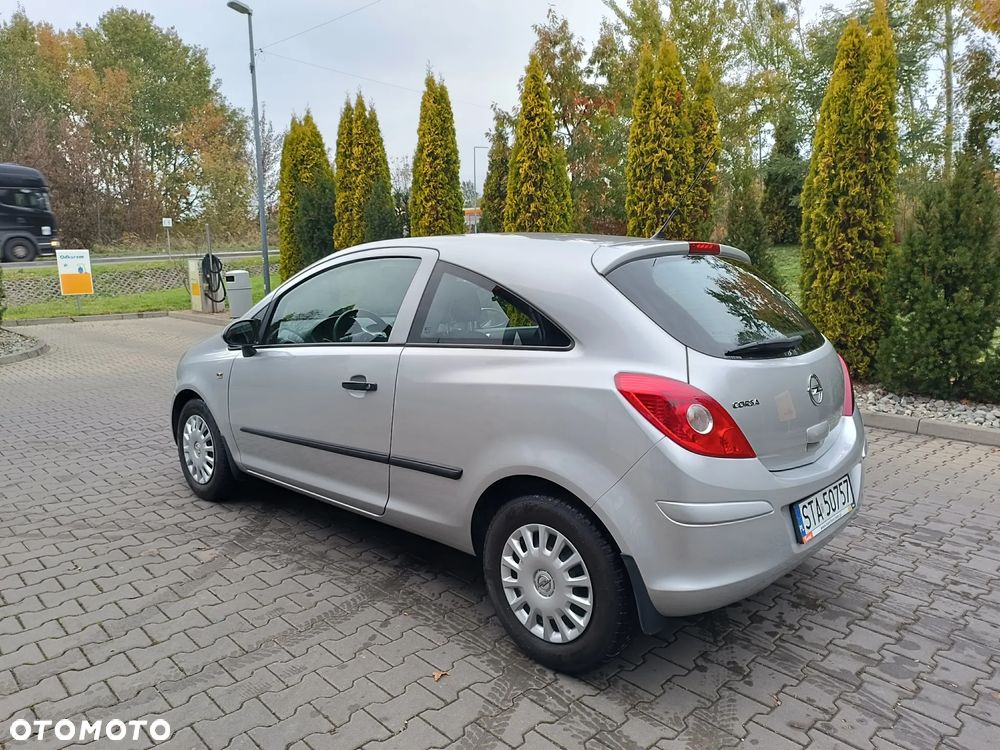 Opel Corsa - 4