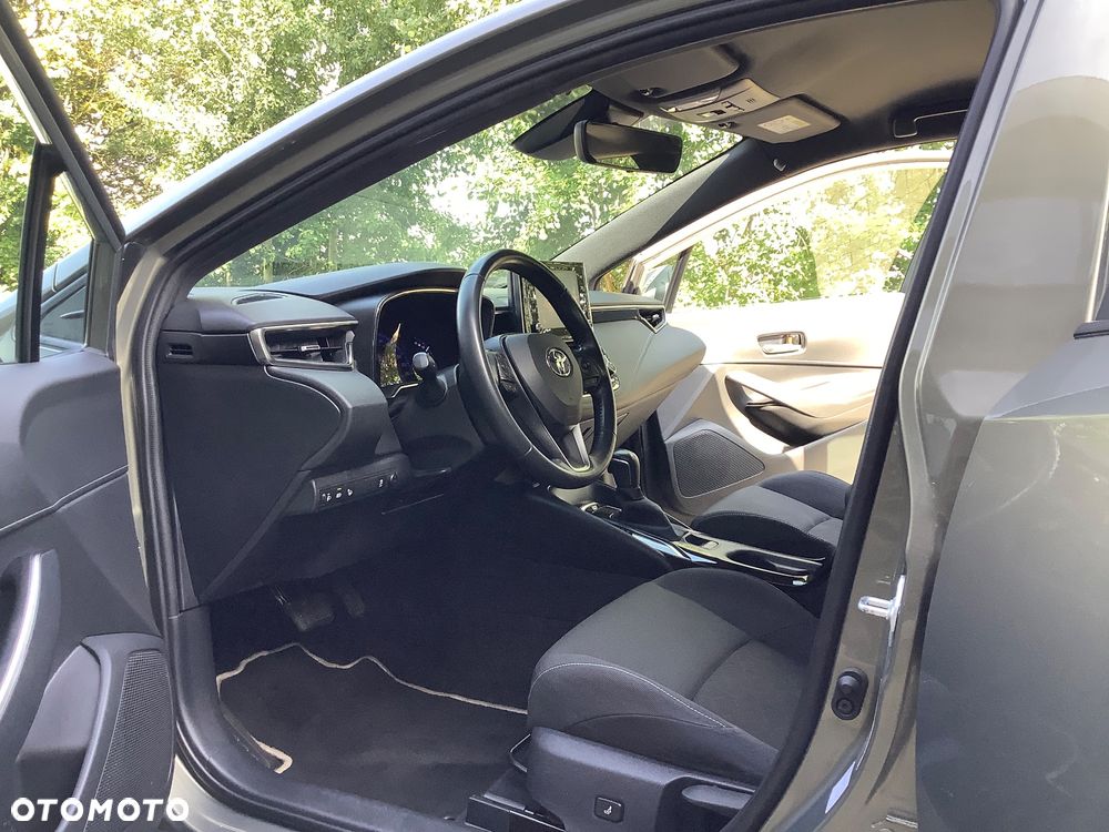 Toyota Corolla 1.8 Hybrid Comfort - 10