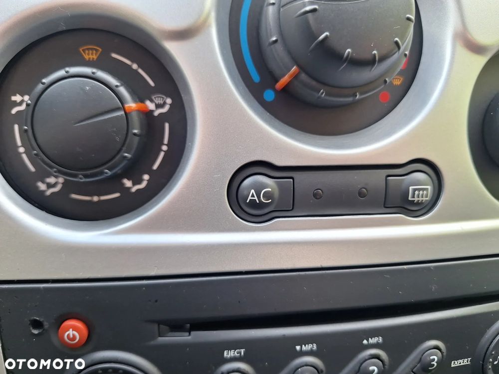 Renault Clio 1.2 16V Ripcurl - 30