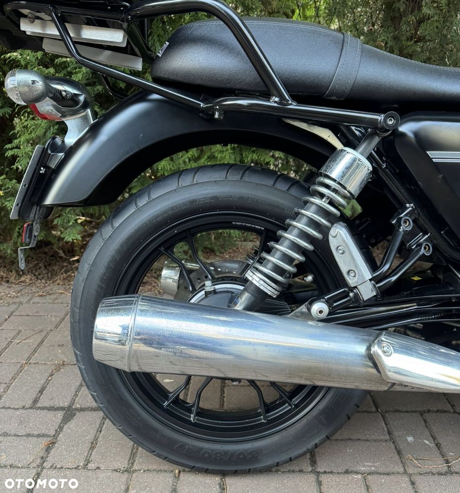 Moto Guzzi V7 - 9
