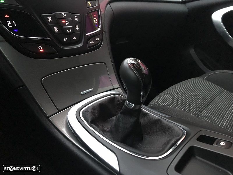 Opel Insignia Sports Tourer 1.6 CDTi Executive S/S - 18