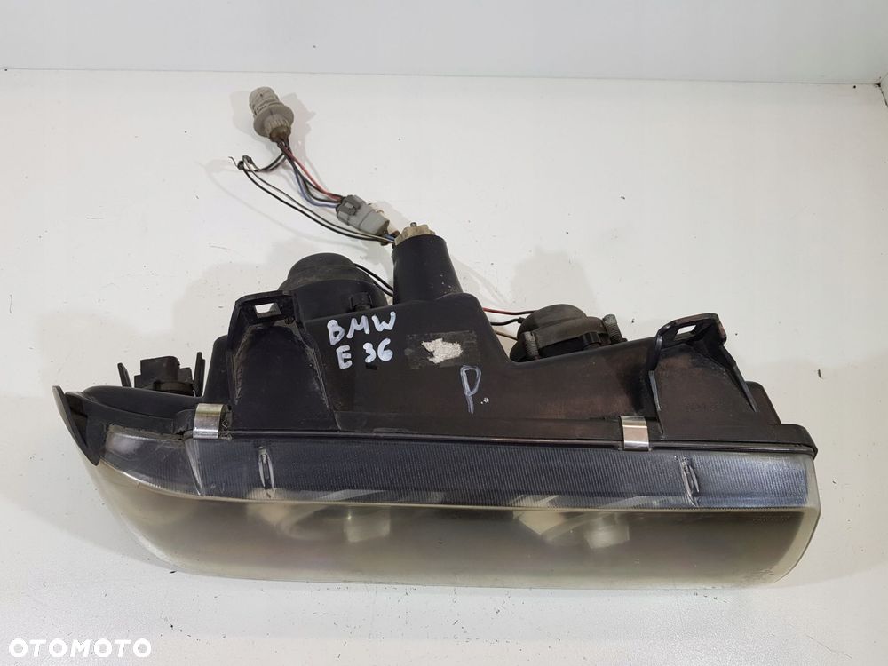 lampa prawy przód bmw e36 mpakiet czarna ringi - 2