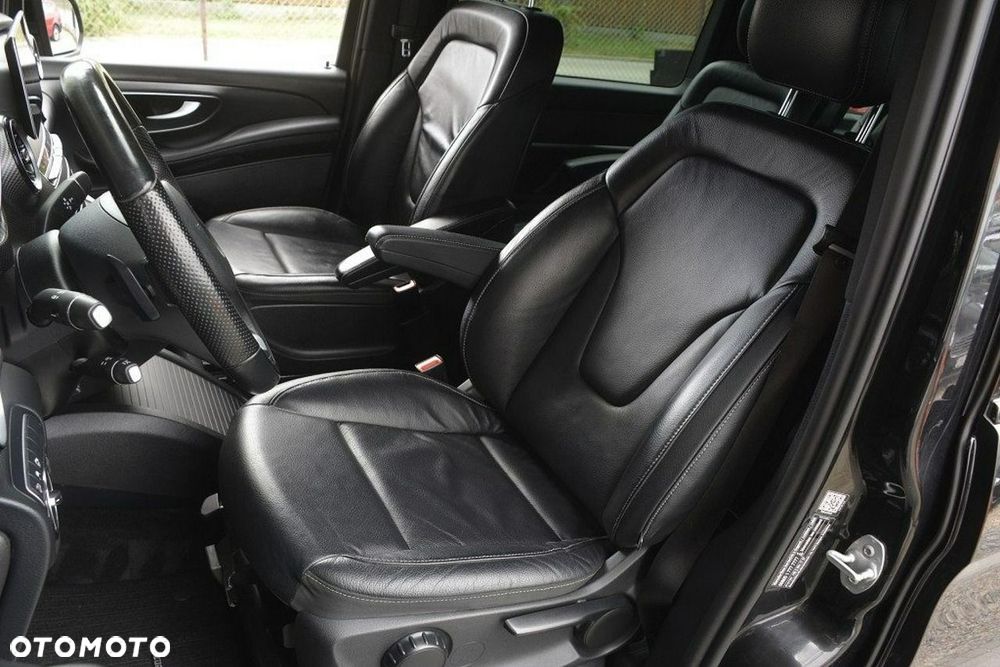 Mercedes-Benz Klasa V 300 d extralang 4Matic 9G-TRONIC Avantgarde - 15