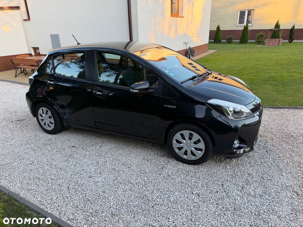 Toyota Yaris Hybrid 100 Life - 5