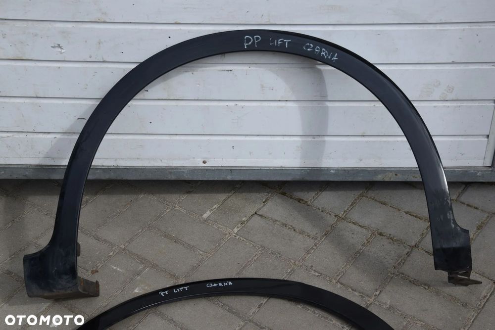 Honda Civic VIII UFO 06-11 LIFT Listwa nakładka błotnika CZARNA LAKIEROWANA prawa lewa - 2