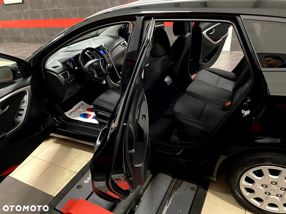 Hyundai i30 1.6 GDI BlueDrive Premium - 17