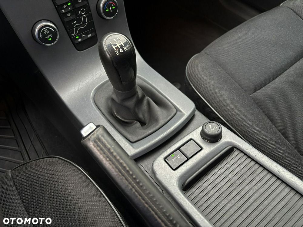 Volvo S40 1.6D DRIVe Kinetic Start-Stop - 19