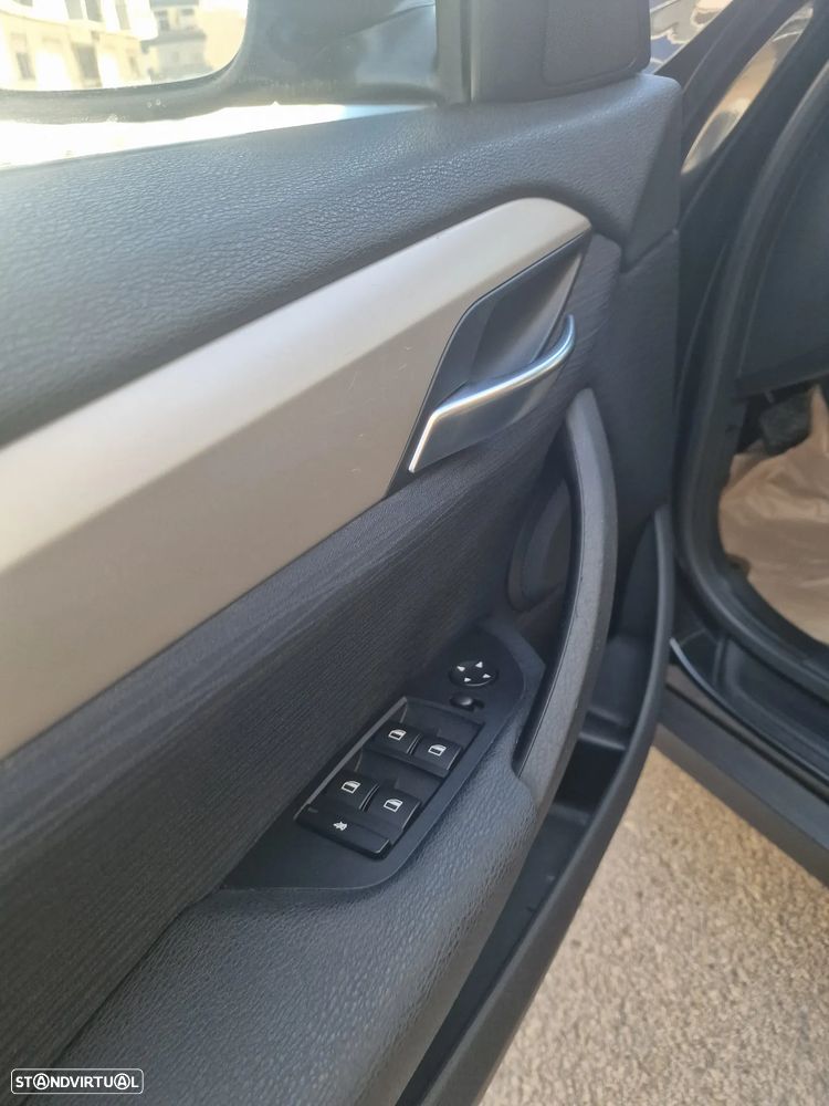 BMW X1 18 d xDrive Auto - 15