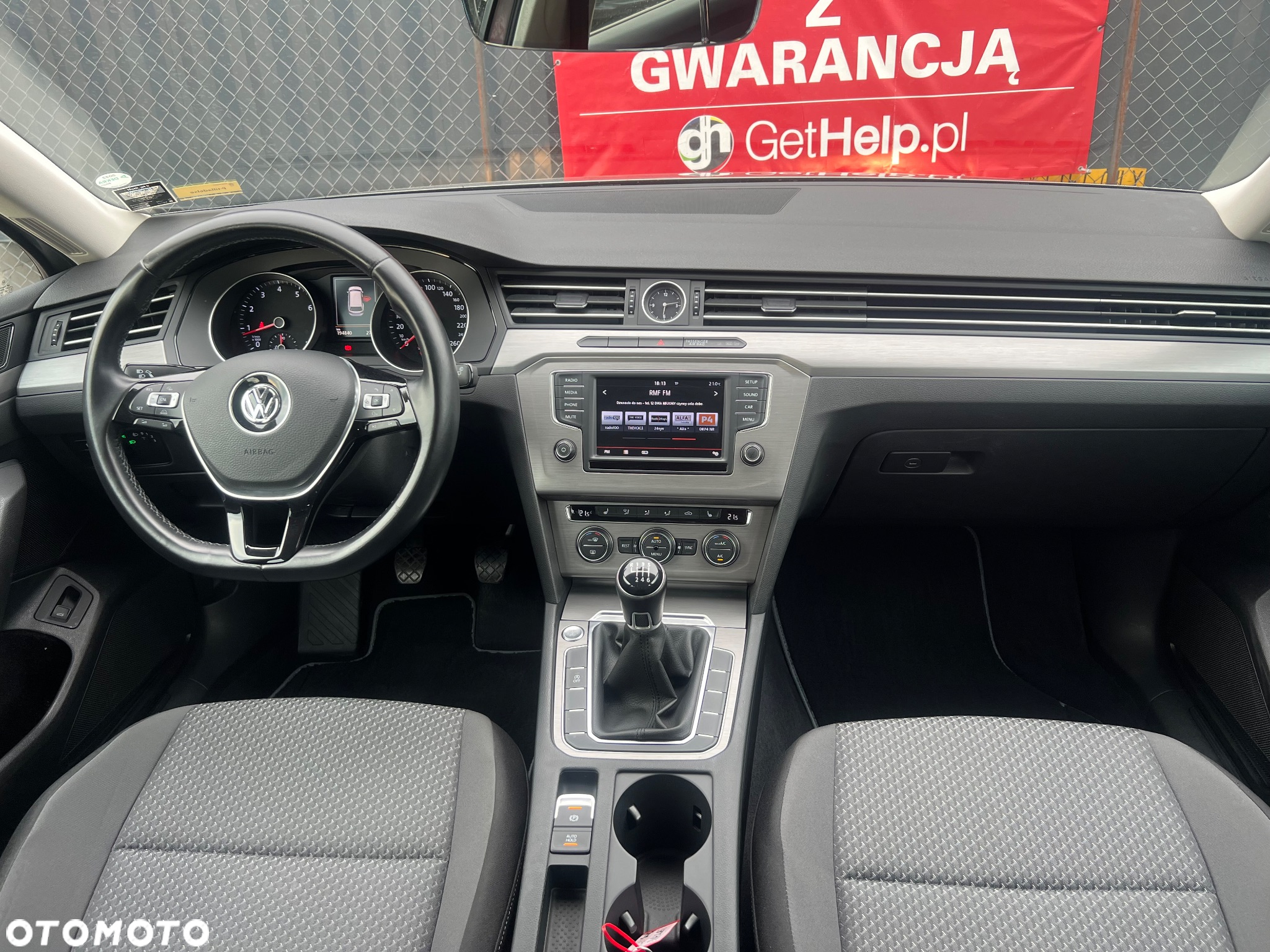 Volkswagen Passat - 8