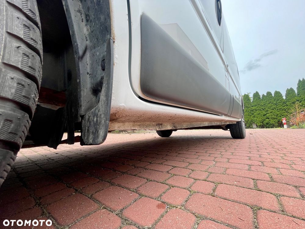 Opel Vivaro - 12