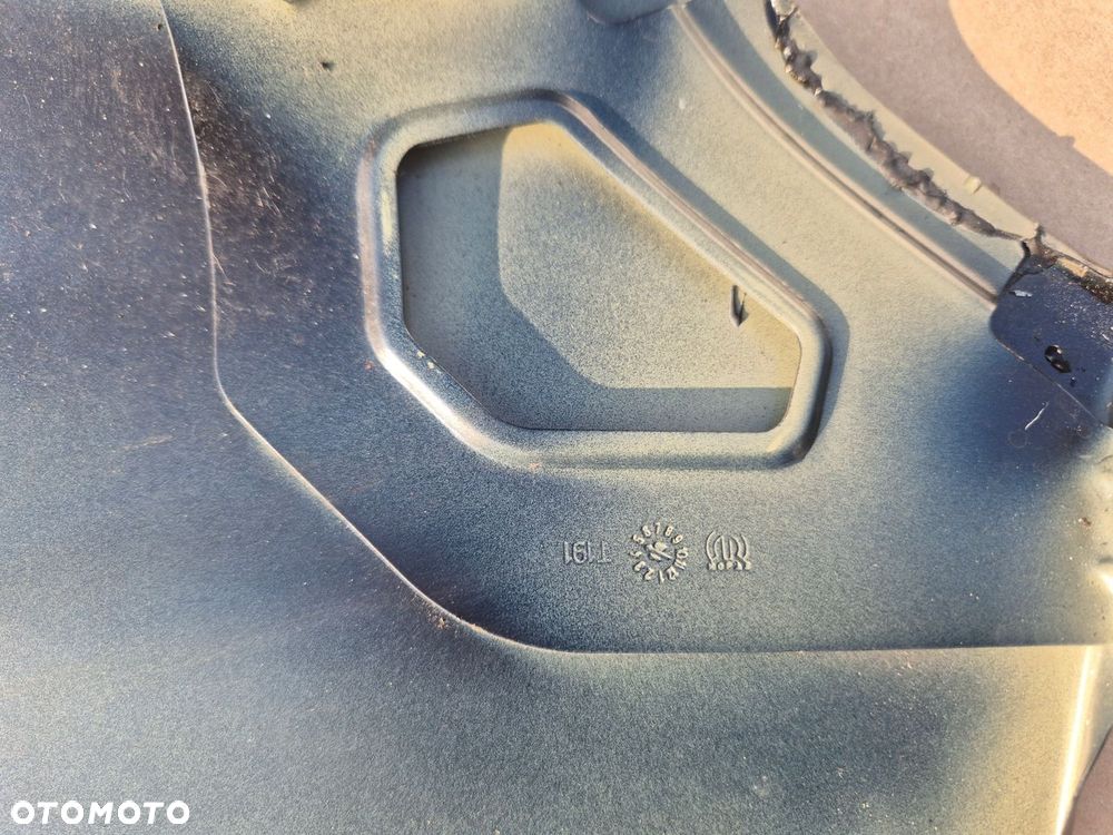 Fiat Tipo 2 błotnik prawy.Oryginał MOPAR.Ślizgi x2 - 16