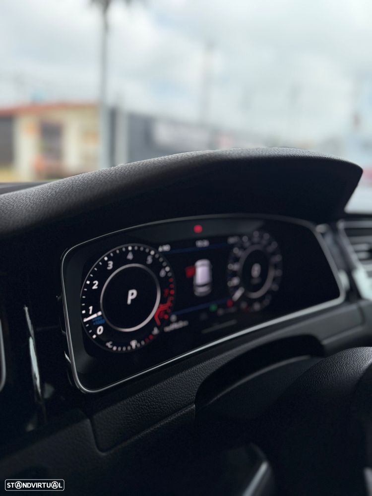VW Golf R 4Motion BlueMotion DSG - 21