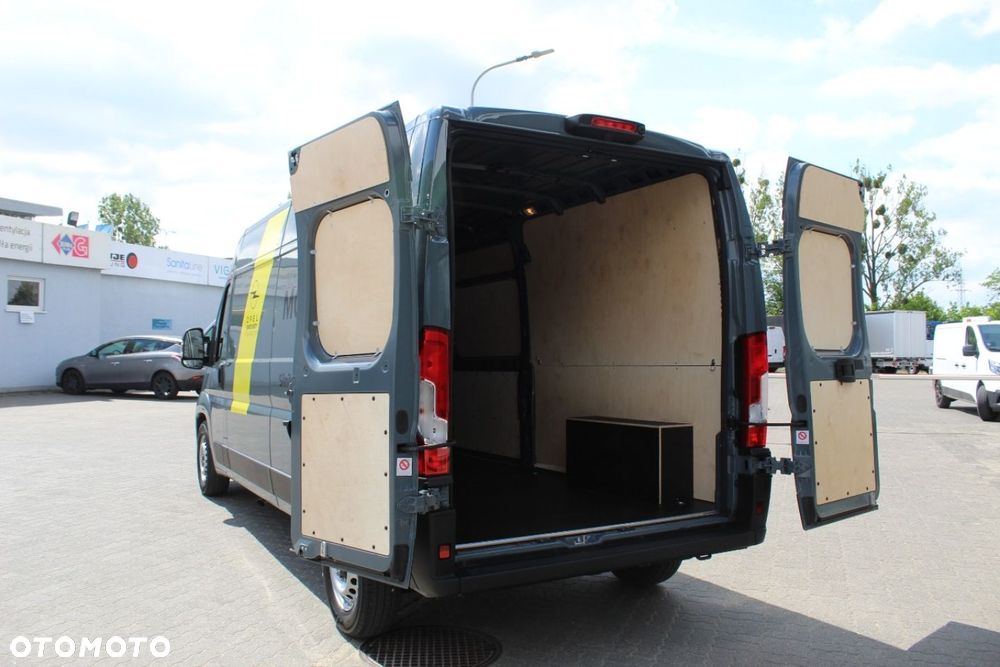 Opel Movano - 16