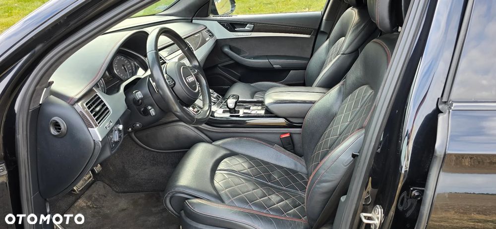 Audi S8 - 6