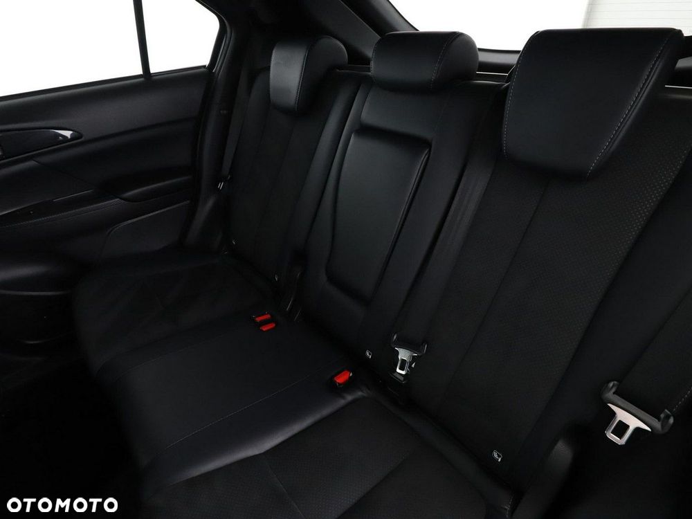 Mitsubishi Eclipse Cross - 17