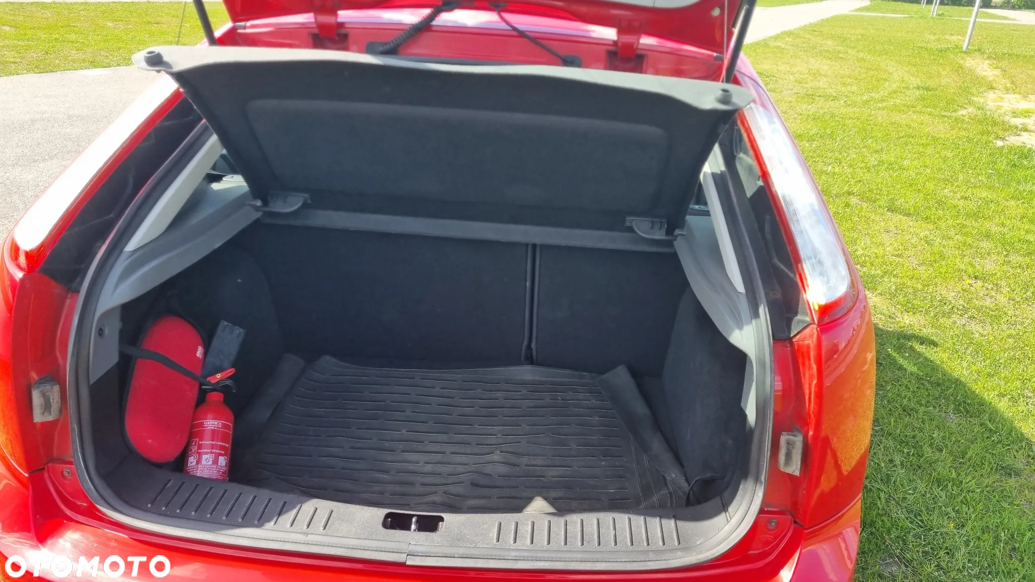 Ford Focus - 12