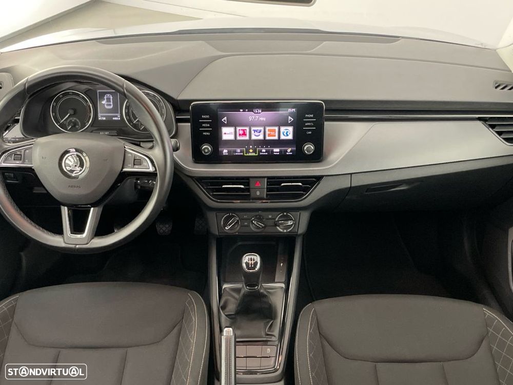 Skoda Scala 1.0 TSI Ambition — fotografia 10