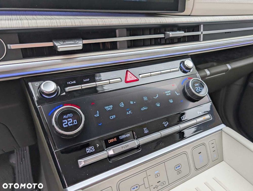 Hyundai Santa Fe 1.6 T-GDI HEV Calligraphy 4WD 6os - 16